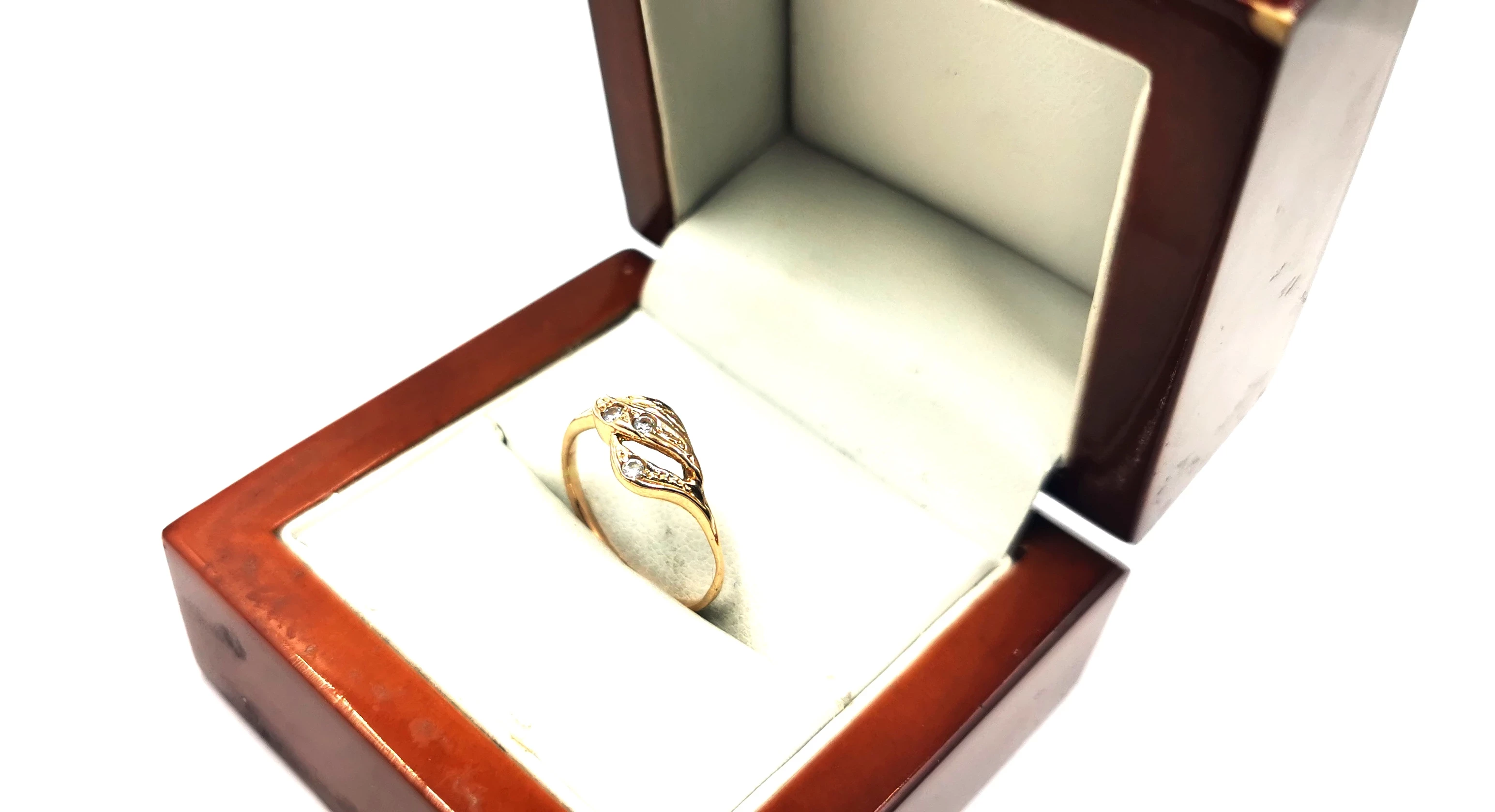 zloty-pierscionek-585-w177g-r13-material-15835-524288