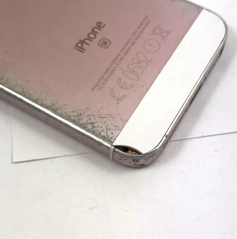 TELEFON IPHONE SE ROSE GOLD 64GB BAT. 68%