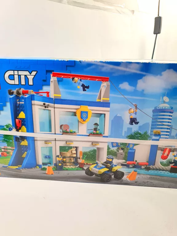 lego-city-60372-akademia-policyjna-dabrowskiego-12-rumia