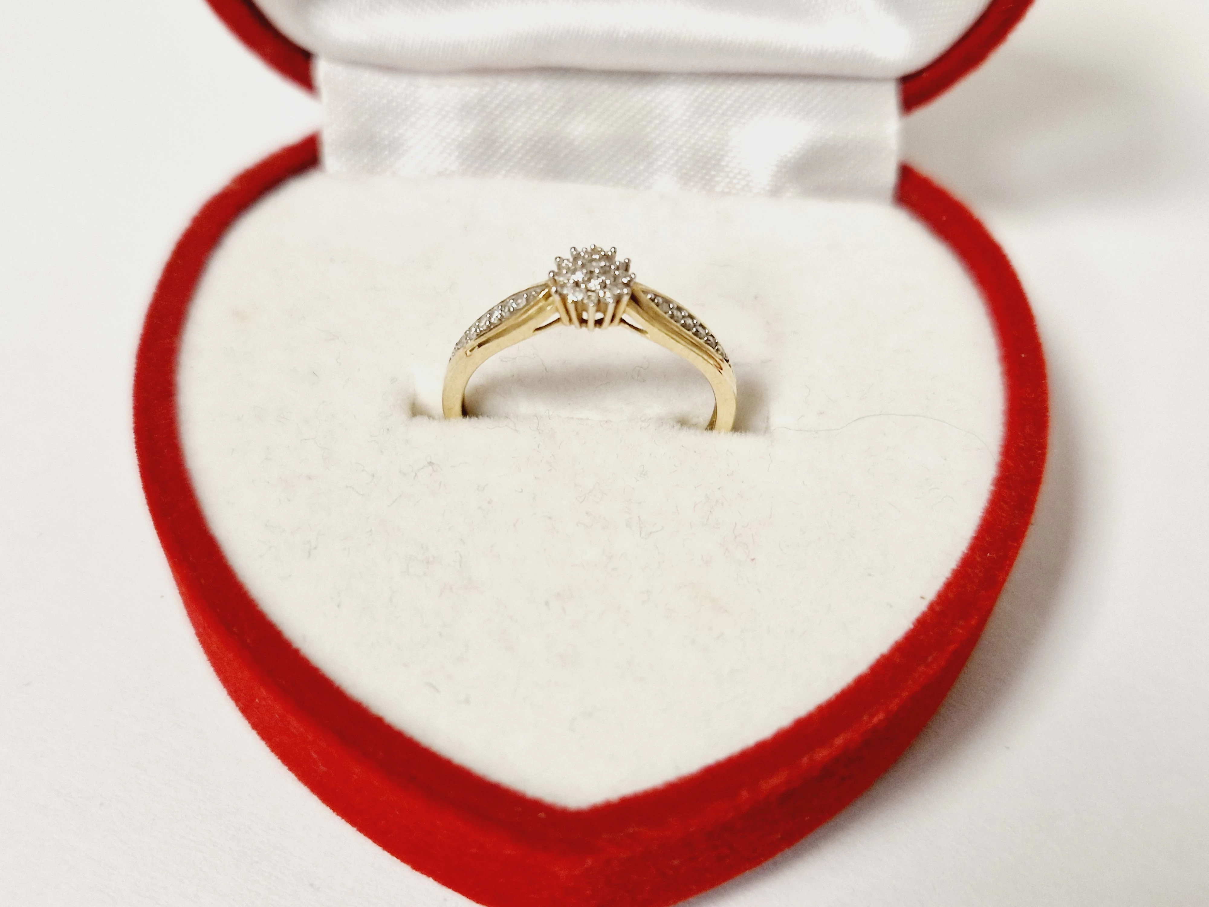 pierscionek-apart-certyfikat-144g-10ct-marka-inna-marka