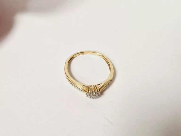 pierscionek-apart-certyfikat-144g-10ct-material-zloto