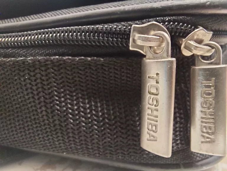 TORBA NA LAPTOPA TOSHIBA