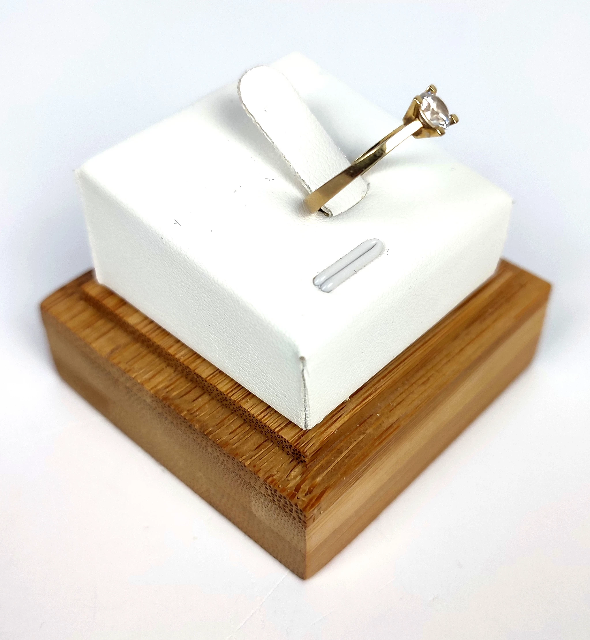 uroczy-zloty-pierscionek-585-126g-r6-rodzaj-2205-2