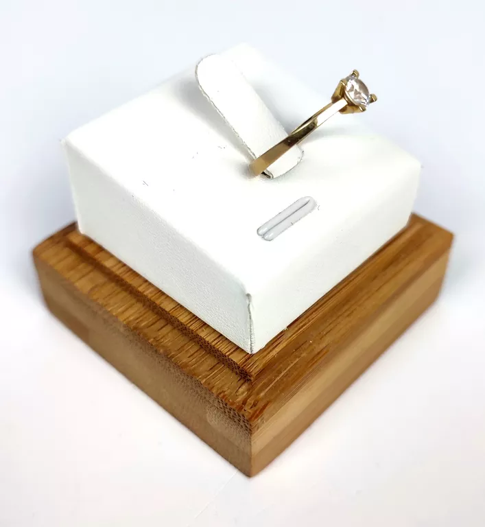 uroczy-zloty-pierscionek-585-126g-r6-rodzaj-2205-2