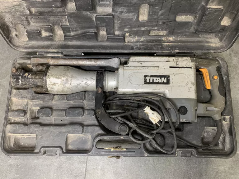 MŁOT WYBURZENIOWY TITAN TTB280DRH