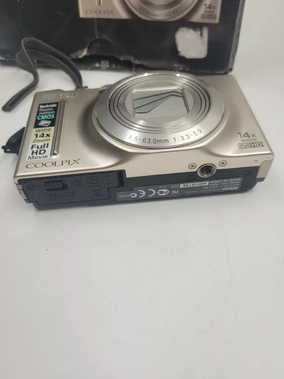 aparat-nikon-coolpix-s8200-zestaw-ean-gtin-018208924516