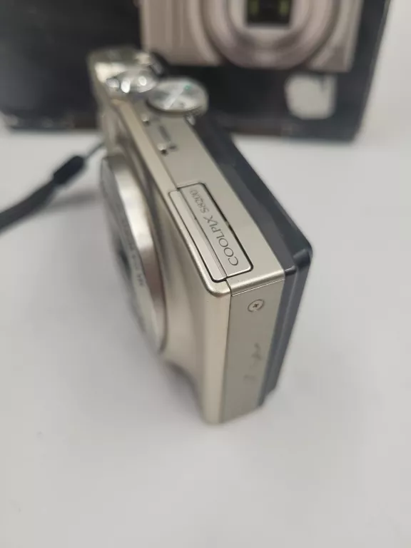 APARAT NIKON COOLPIX S8200 ZESTAW