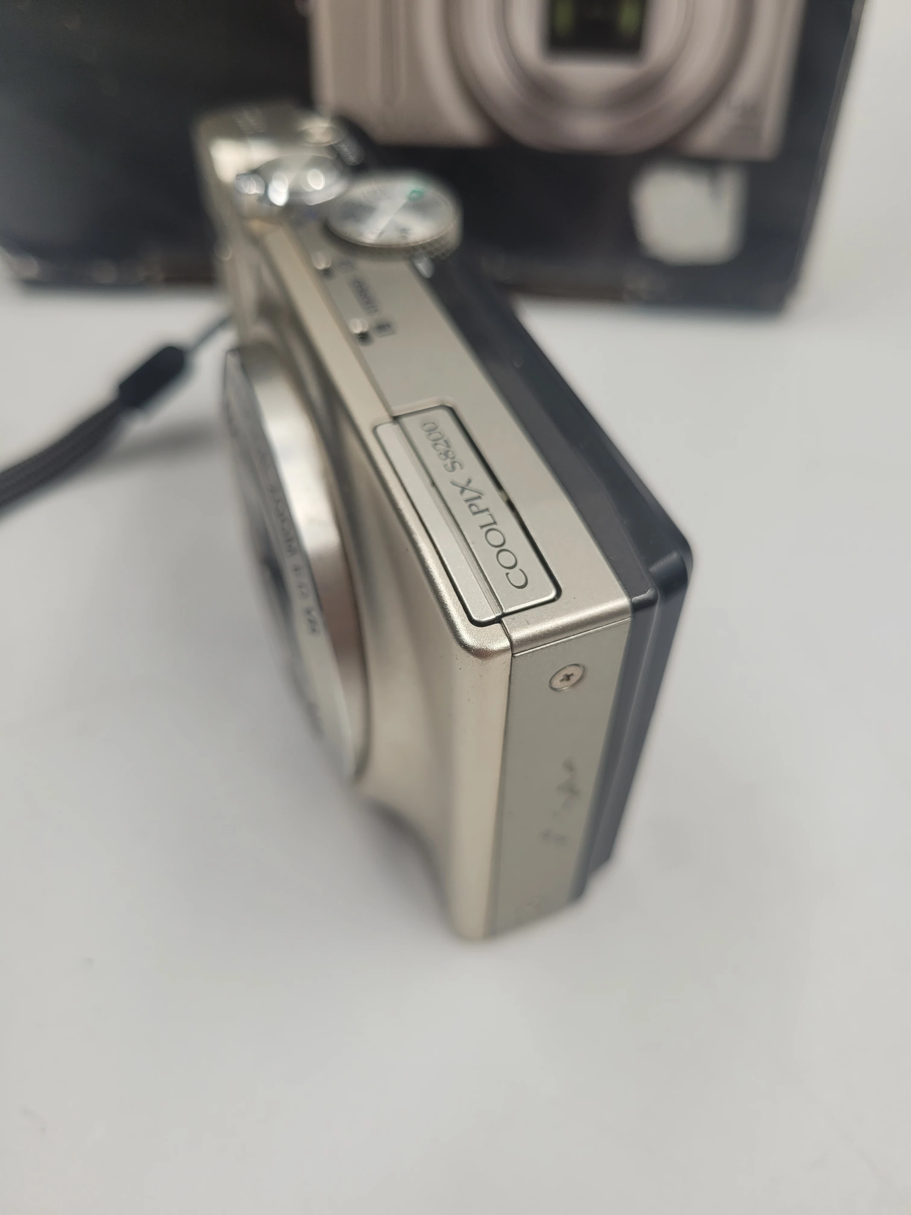 aparat-nikon-coolpix-s8200-zestaw-stabilizacja-brak-stabilizacji