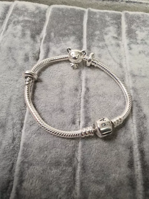 branzoletka-pandora-z-misiem-stan-uzywany