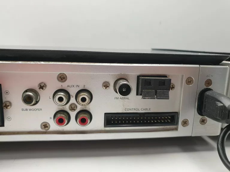 WIEŻA PHILIPS MCD708 2 SEGMENTY