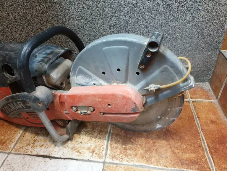 PIŁA DOLMAR PC-6414D