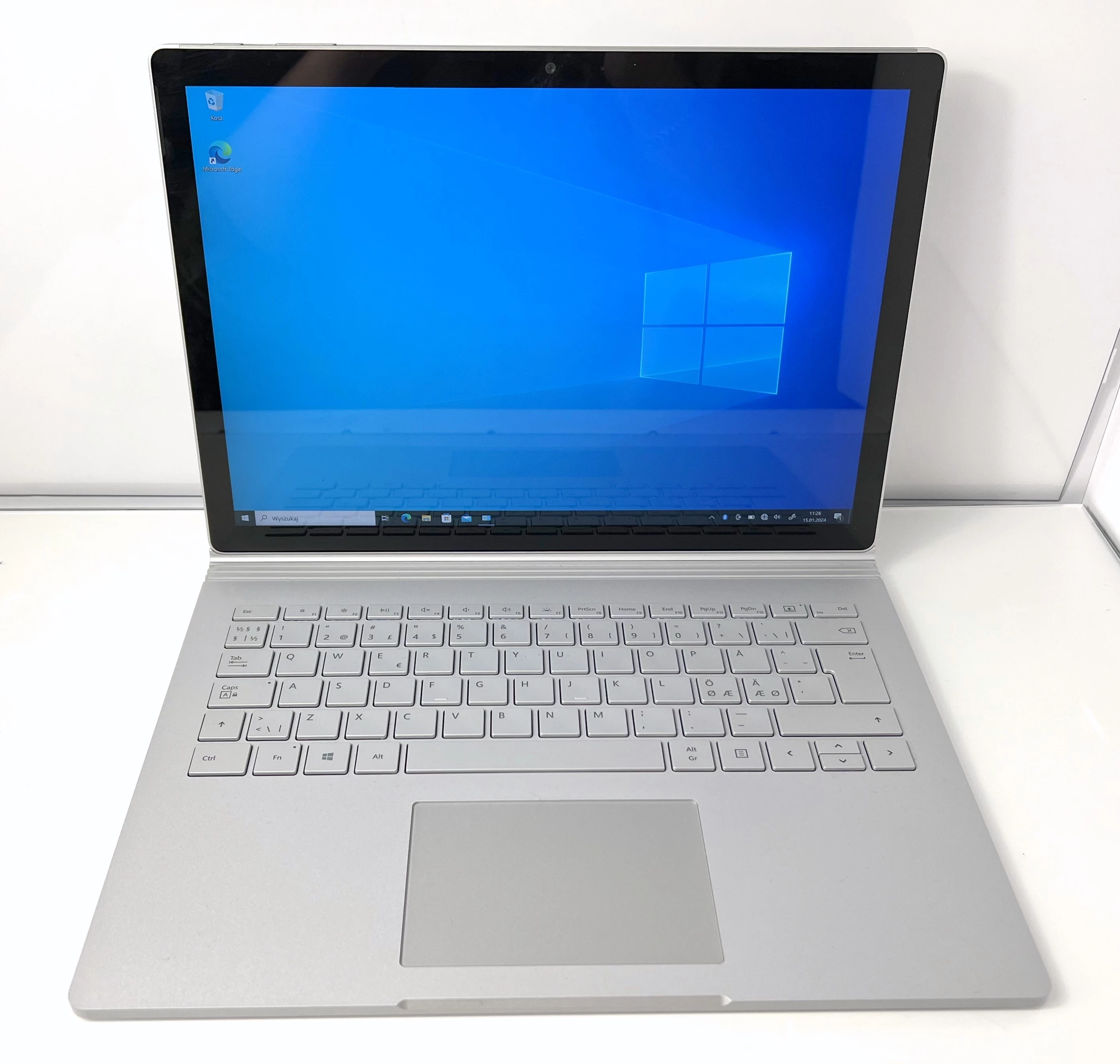 laptop-microsoft-surface-book-i5-7300u-8-gb-256-gb-dotyk-reja-28-lebork-kwiatek