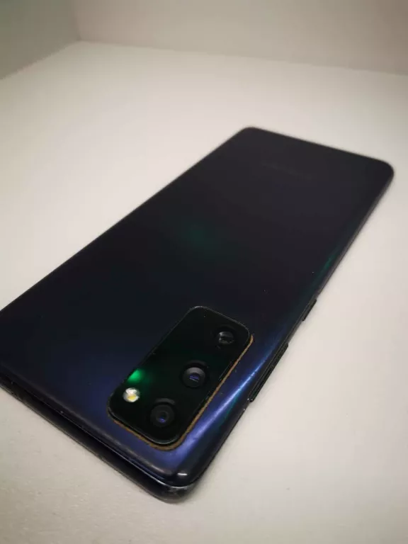 samsung-galaxy-s20-fe-przekatna-ekranu-650