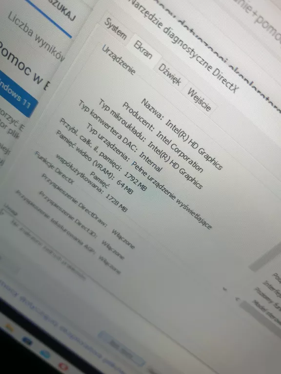 LAPTOP MEDION AKOYA E1232T 4GB / DOTYKOWY EKRAN