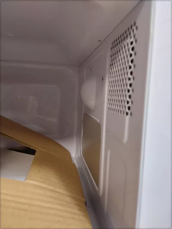 KUCHENKA MIKROFALOWA FAR FMO 20 W/2 JAK NOWA !!
