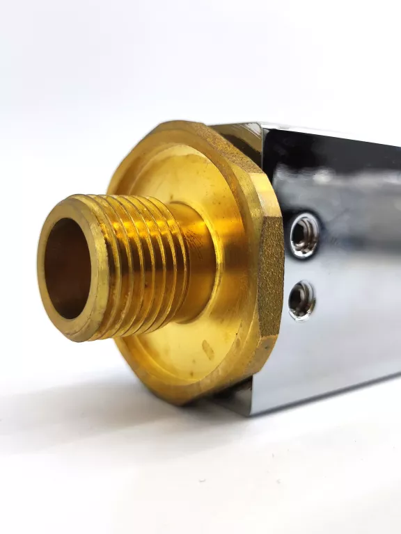 WYLEWKA WANNOWA ŚCIENNA OMNIRES