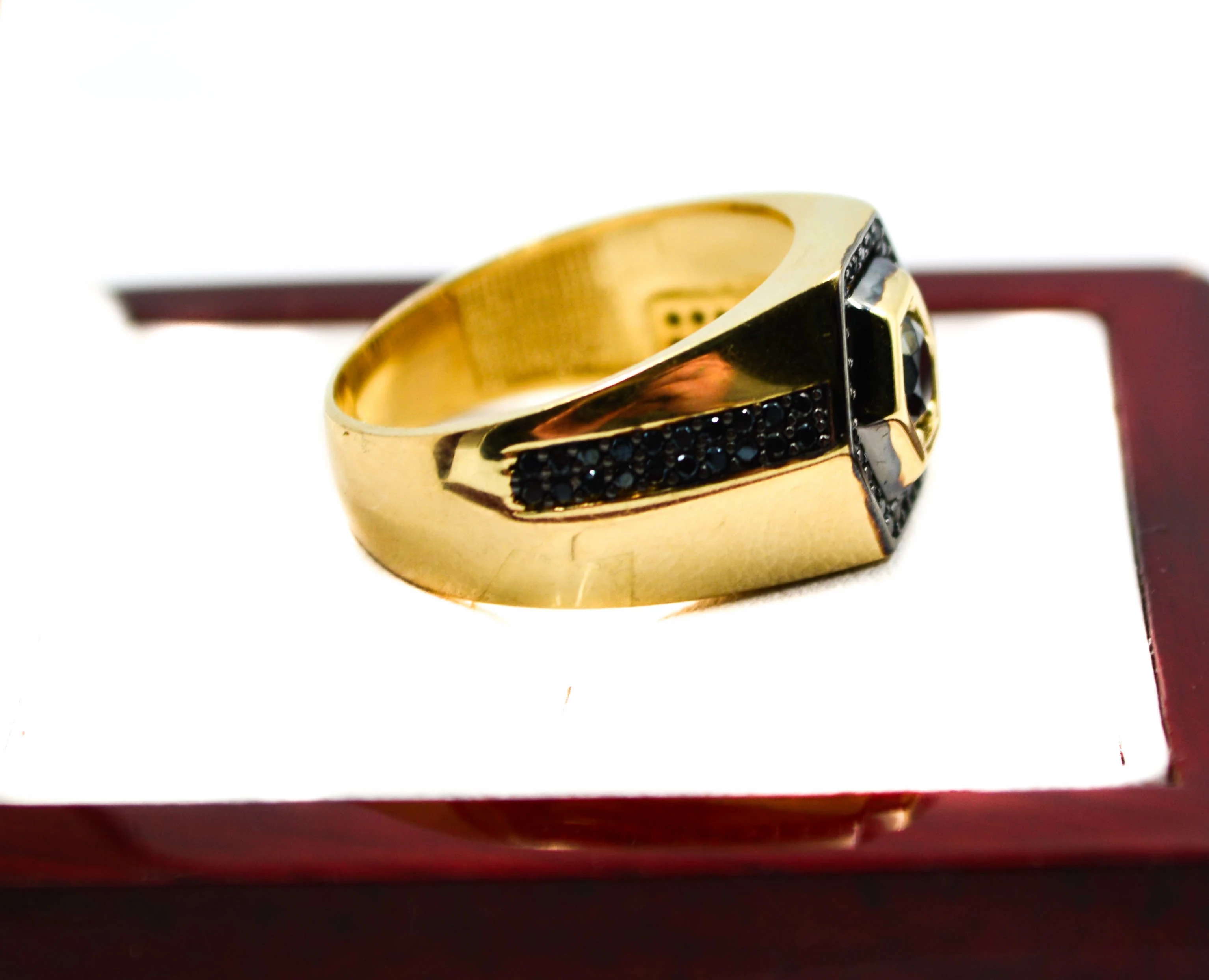 meski-zloty-sygnet-585-620-g-pp108-ean-gtin-5906952402082