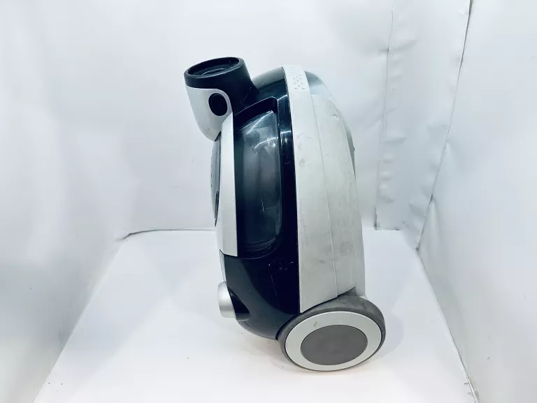 odkurzacz-electrolux-accelerator-1800w-opis-rodzaj-odkurzacza-workowy