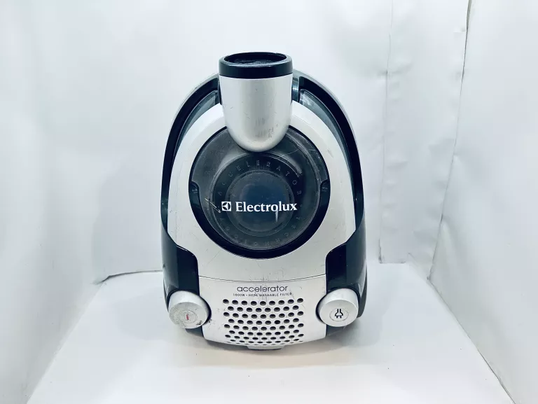 odkurzacz-electrolux-accelerator-1800w-opis-sikorskiego-40-ketrzyn