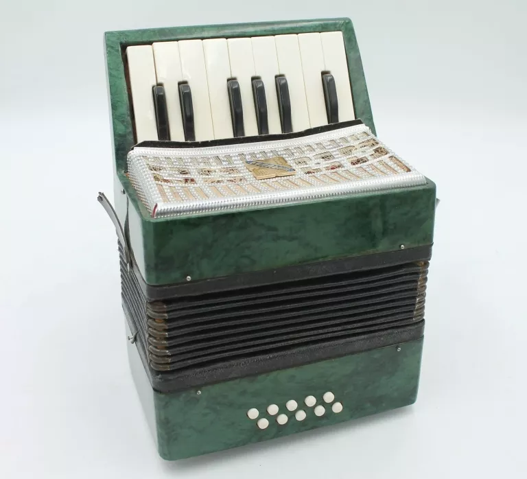 akordeon-razno-manbiw-vintage-chelminska-56-grudziadz