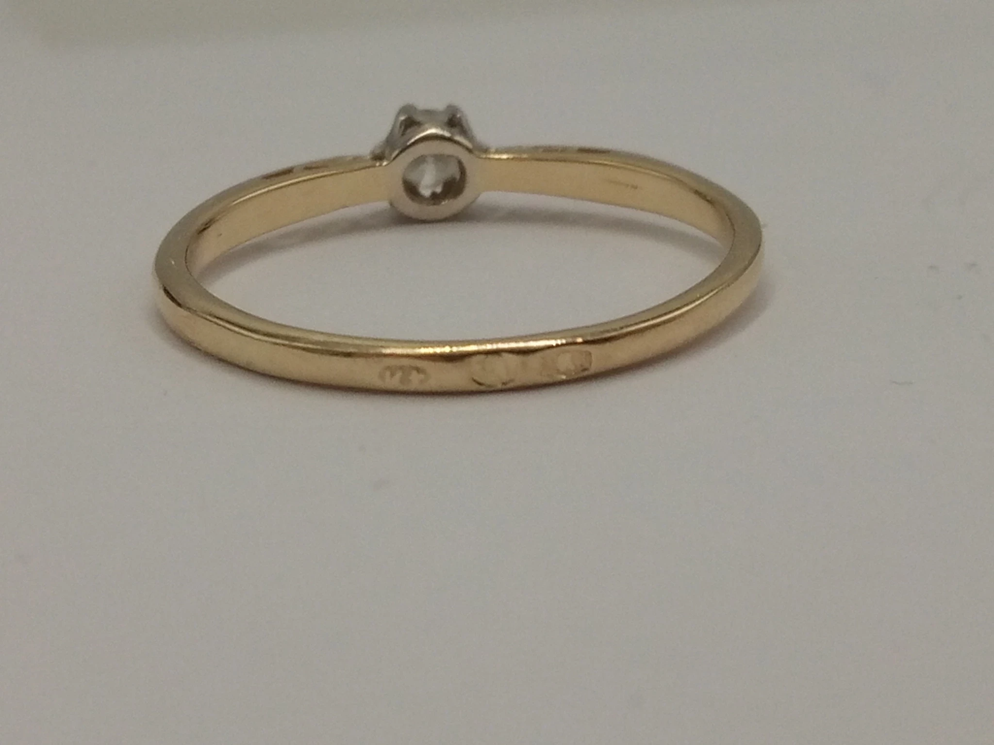 zloty-pierscionek-z-brylantem-jubitom-009ct-si1-585-127g-r12-certyfikat-rozmiarsrednica-wew-mm-372-13