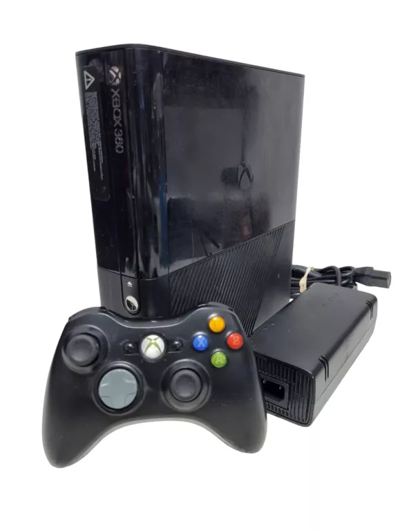 KONSOLA XBOX 360