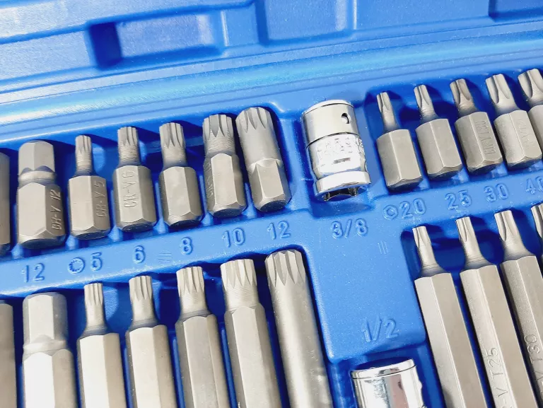 ZESTAW KLUCZY BITÓW TORX IMBUS SPLINE HEX 40SZT FT160702