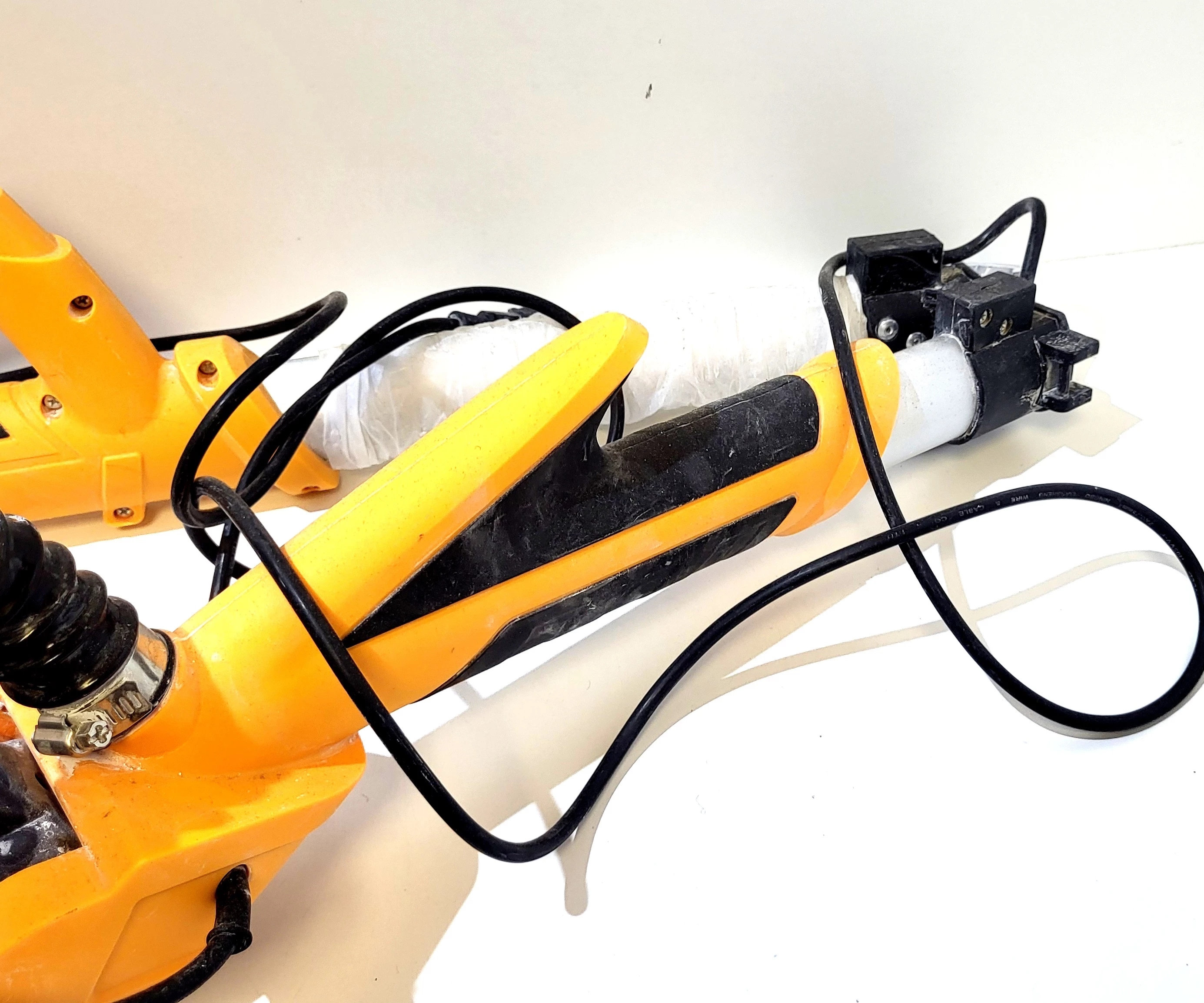 szlifierka-do-gipsu-riwall-pro-dzida-1500-ean-gtin-5999885857333