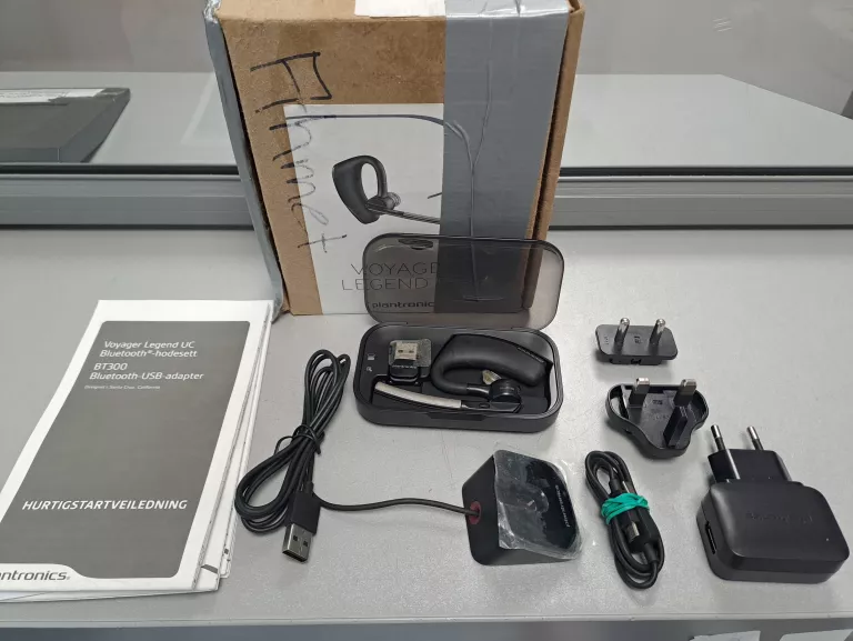 SŁUCHAWKA BLUETOOTH 3.0 PLANTRONICS VOYAGER LEGEND UC B235