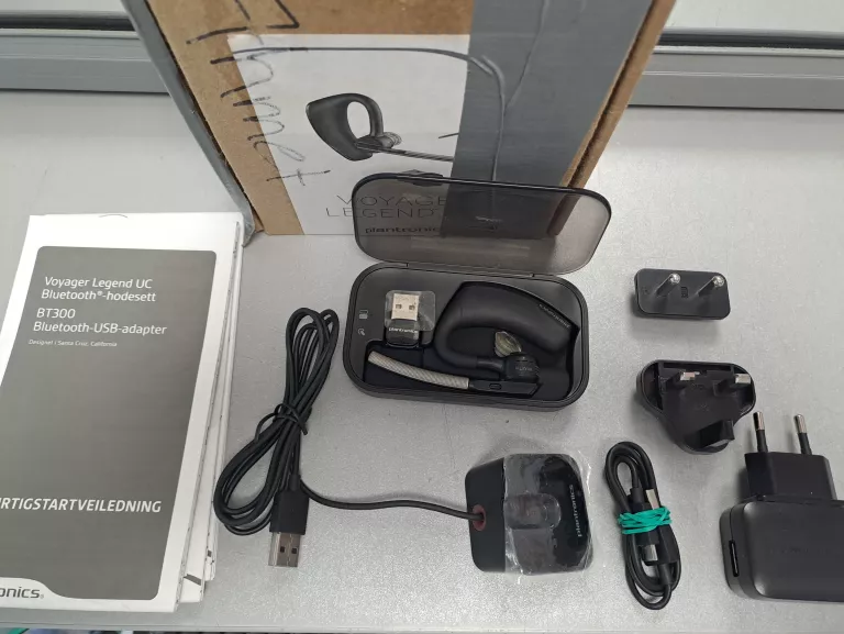 SŁUCHAWKA BLUETOOTH 3.0 PLANTRONICS VOYAGER LEGEND UC B235