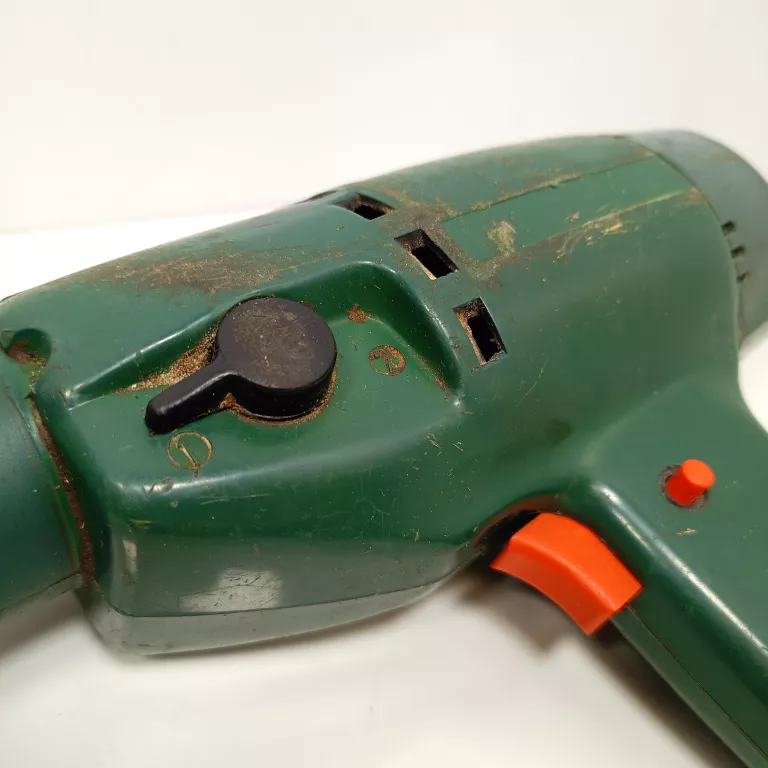 wiertarka-celma-zielona-pudelko-drewniane-typ-uchwytu-inny