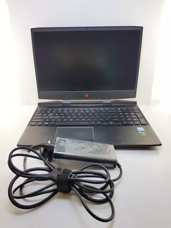 LAPTOP HP OMEN 15-DC0005NW 15,6" INTEL CORE I5 8 GB / 256 GB ZAS.