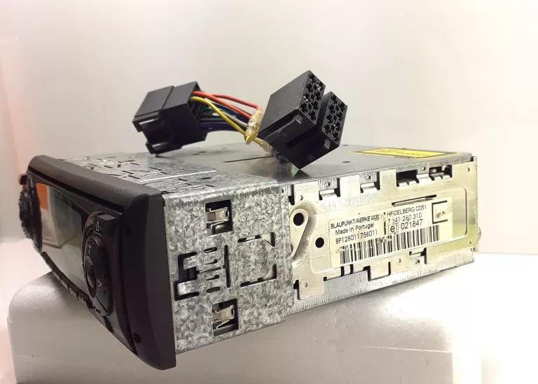 radio-samochodowe-blaupunkt-heidelberg-cd51-stan-uzywany