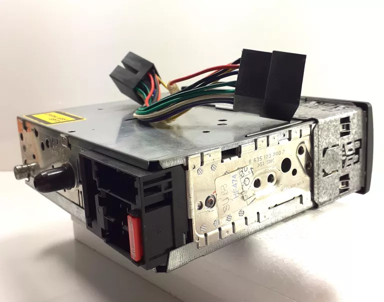 radio-samochodowe-blaupunkt-heidelberg-cd51-radio-pasmo-am