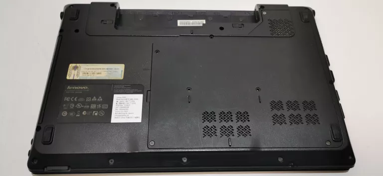 LAPTOP LENOVO G560