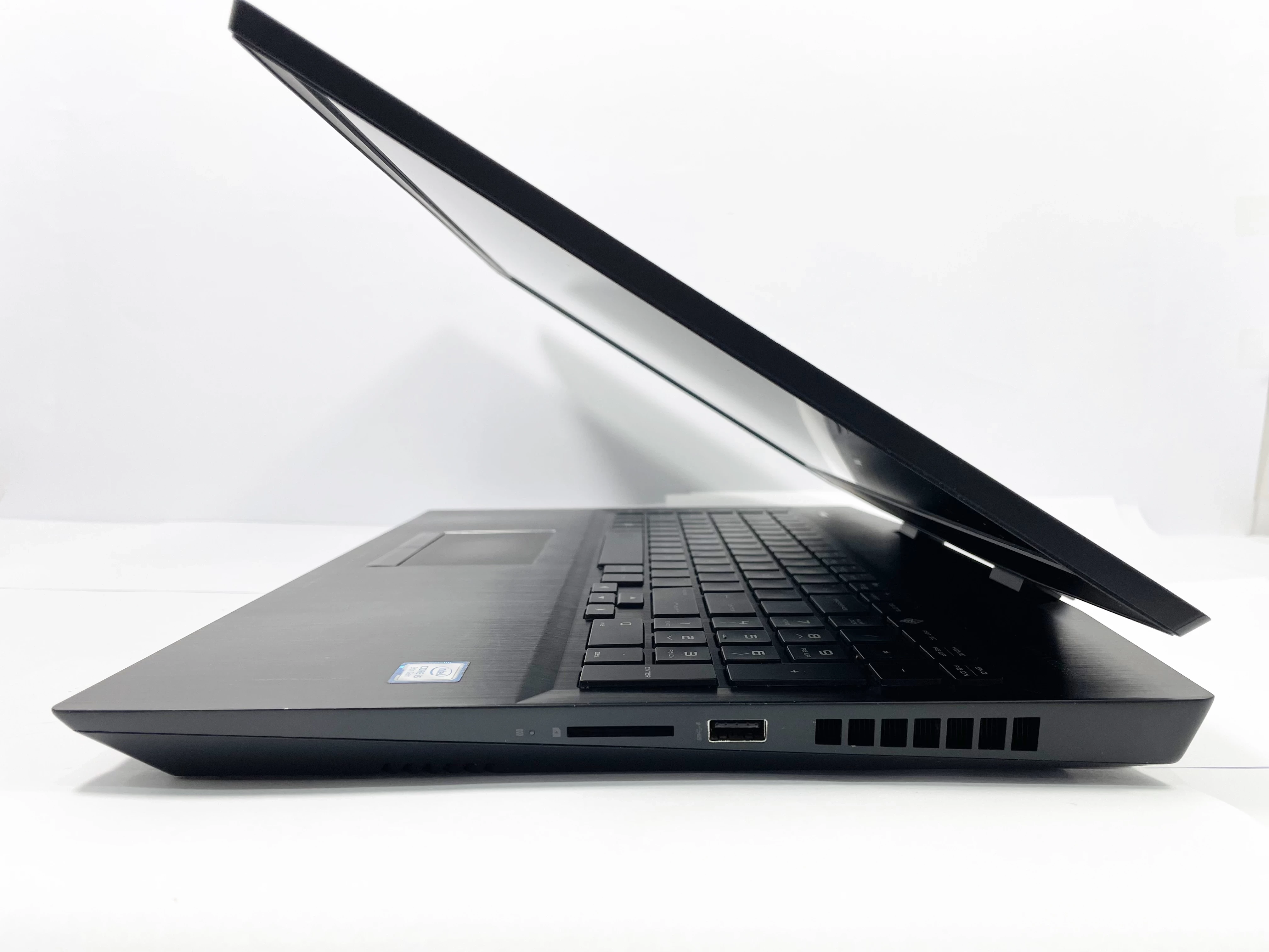 laptop-hp-omen-17-cb0052nw-gtx-1660ti-intel-core-i5-9300h-8gb-512gb-ssd-rozdzielczosc-px-1920-x-1200