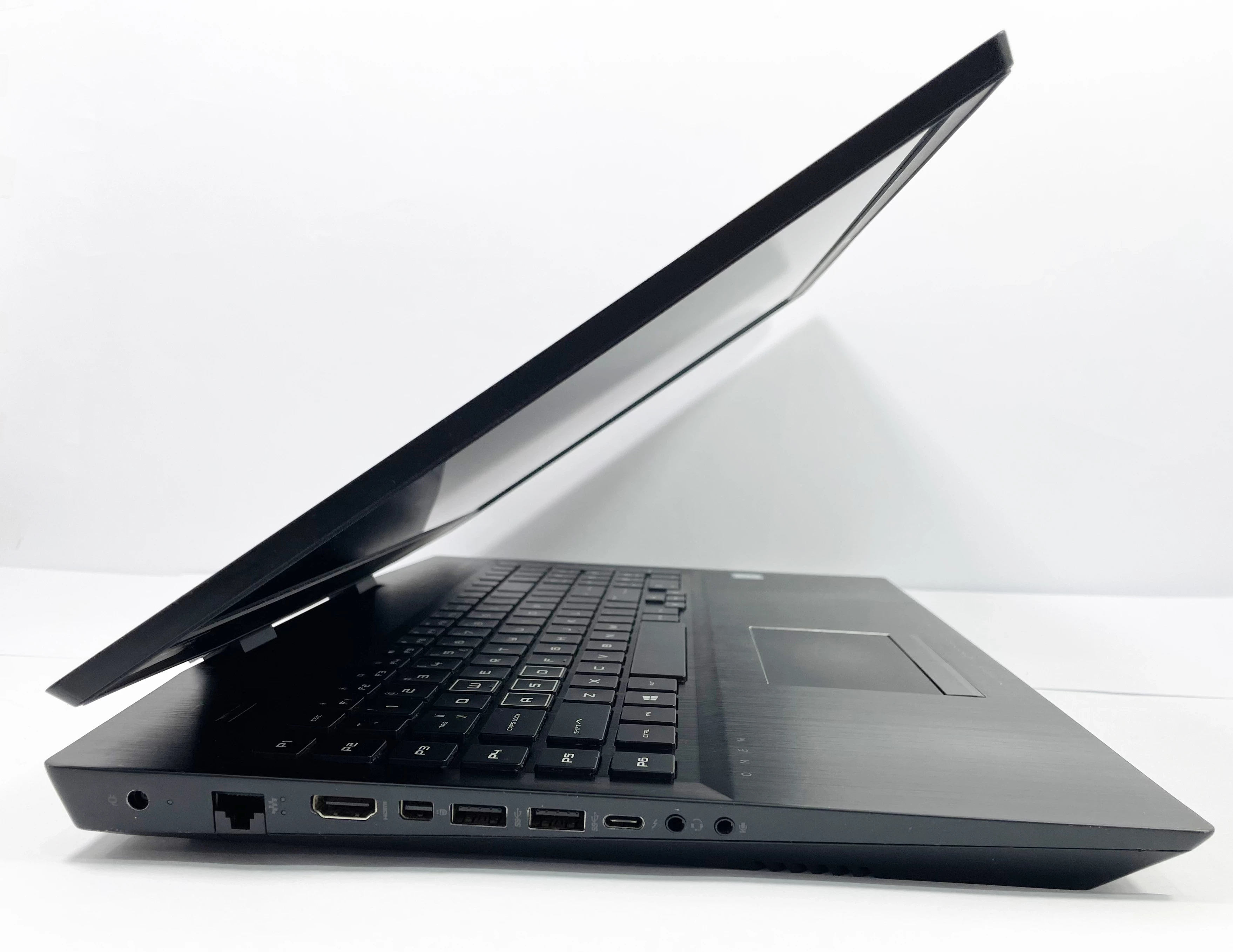 laptop-hp-omen-17-cb0052nw-gtx-1660ti-intel-core-i5-9300h-8gb-512gb-ssd-przekatna-ekranu-173