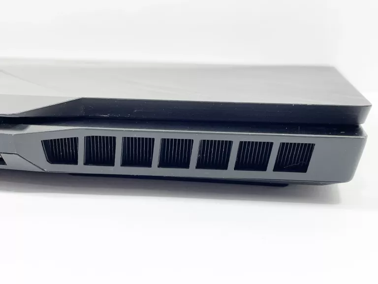 laptop-hp-omen-17-cb0052nw-gtx-1660ti-intel-core-i5-9300h-8gb-512gb-ssd-wielkosc-pamieci-ram-8-gb