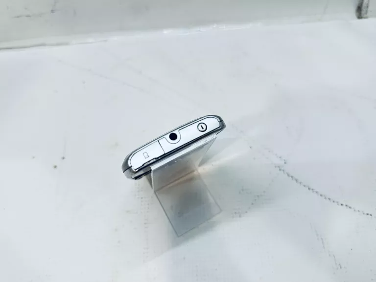 TELEFON NOKIA E6