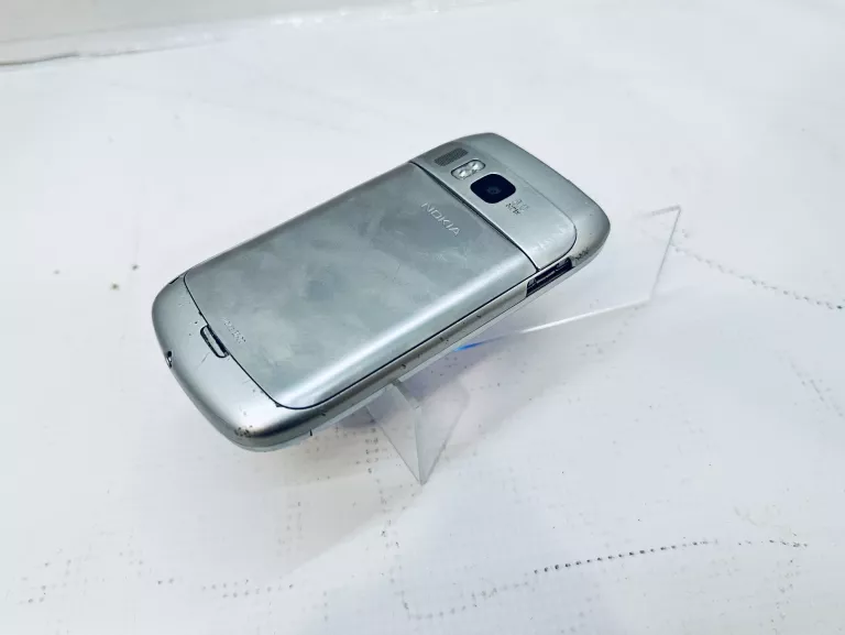 TELEFON NOKIA E6