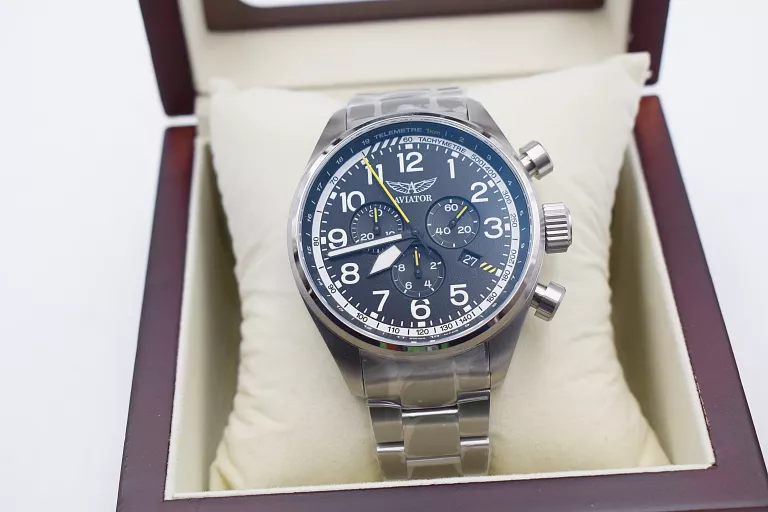 ZEGAREK MĘSKI AVIATOR AIRACOBRA P45 CHRONO V.2.25.0.169.5