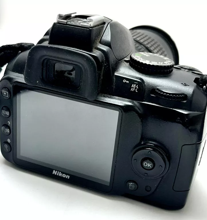 APARAT NIKON D3000 + OBIEKTYW NIKKOR 18-105 SUPER ZESTAW!