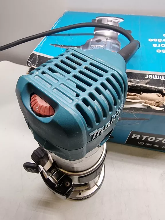 FREZARKA MAKITA RT0700C / PROBLEM Z OBROTAMI