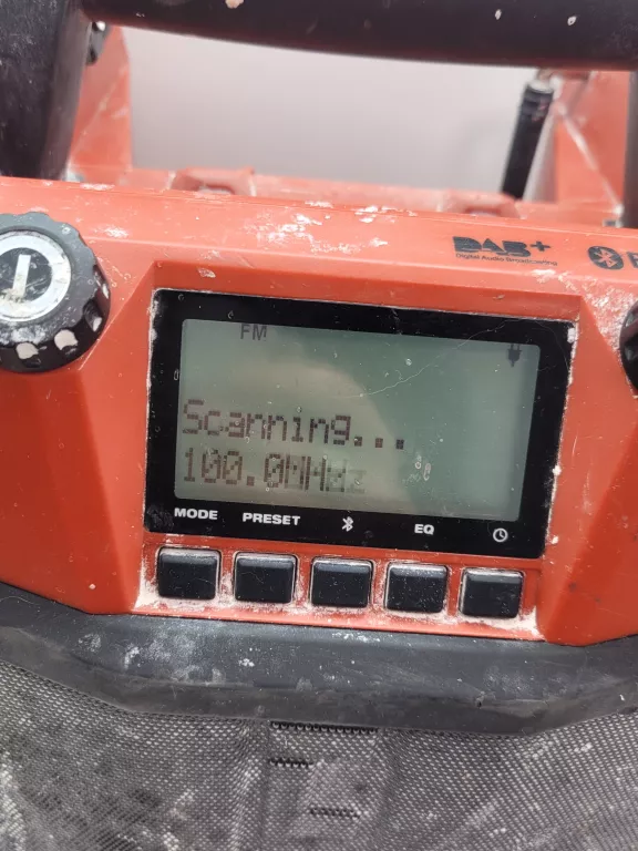 radio-budowlane-hilti-rc-436-dab-stan-uzywany