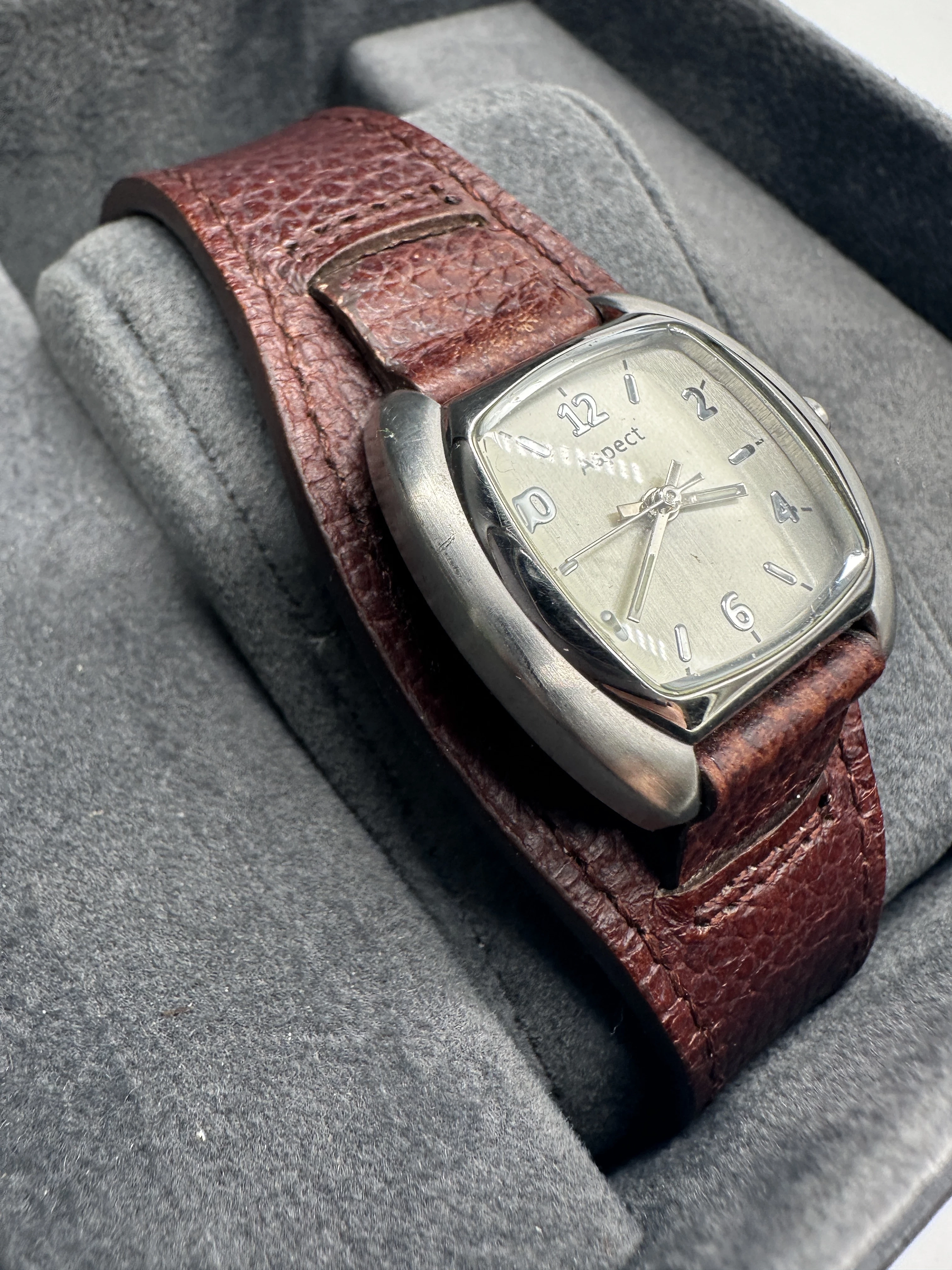 zegarek-aspect-stan-uzywany