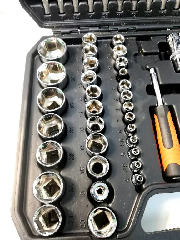 NEO TOOLS 94 EL KLUCZE NASADOWE 08-665 WALIZKA
