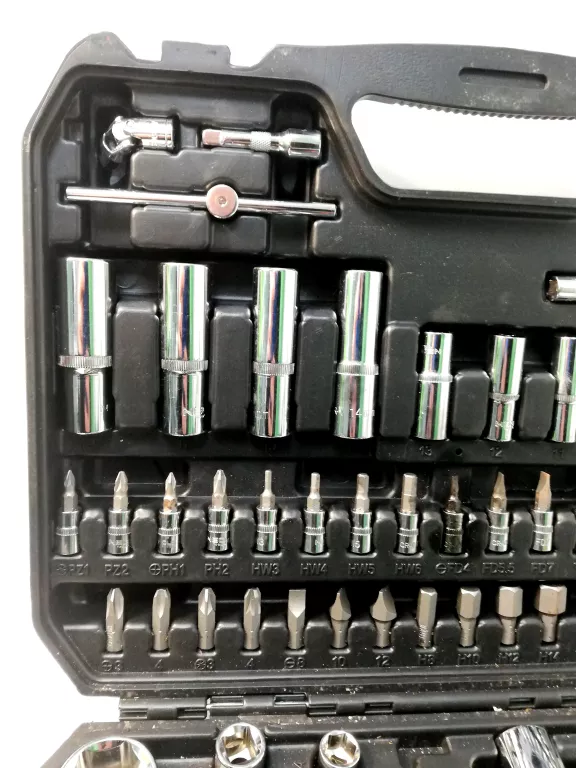 NEO TOOLS 94 EL KLUCZE NASADOWE 08-665 WALIZKA