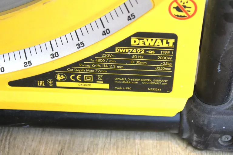 PILARKA DEWALT DWE7492-QS