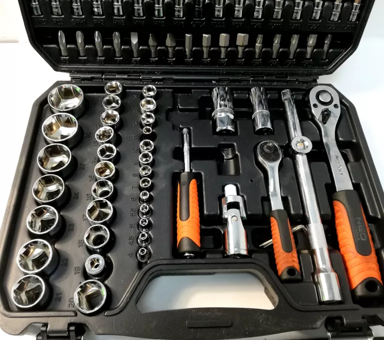 NEO TOOLS 94 EL KLUCZE NASADOWE 08-665 WALIZKA