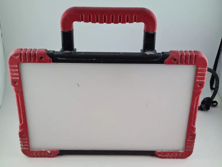 naswietlacz-led-baues-7105867-ean-gtin-8595665311803